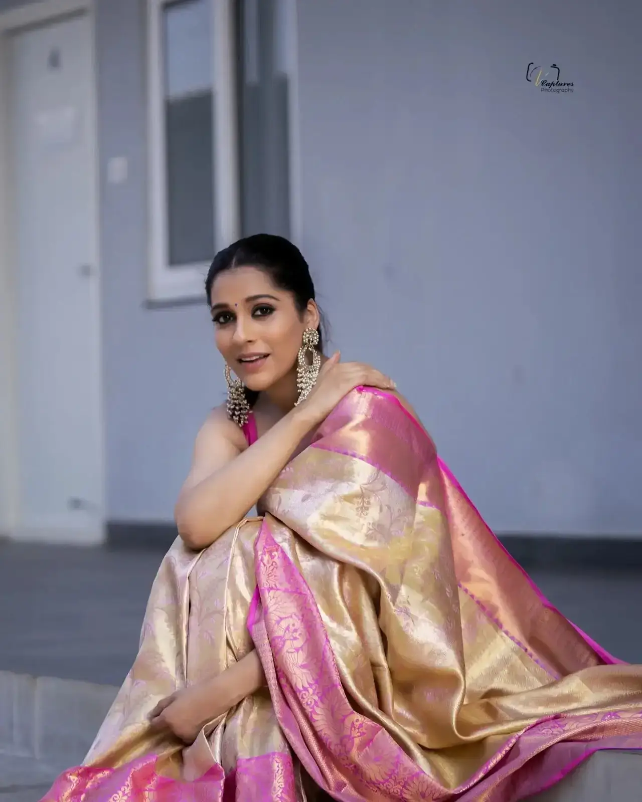 INDIAN TV ACTRESS RASHMI GAUTAM IN YELLOW PATTU SAREE 8